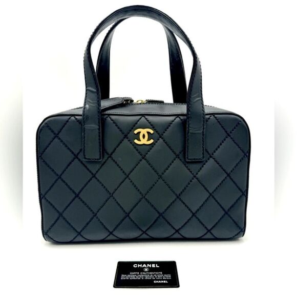 Auth Chanel Black Matte Leather Wild Stitch Surpique Medium Zip Around Tote Bag - Picture 1 of 16